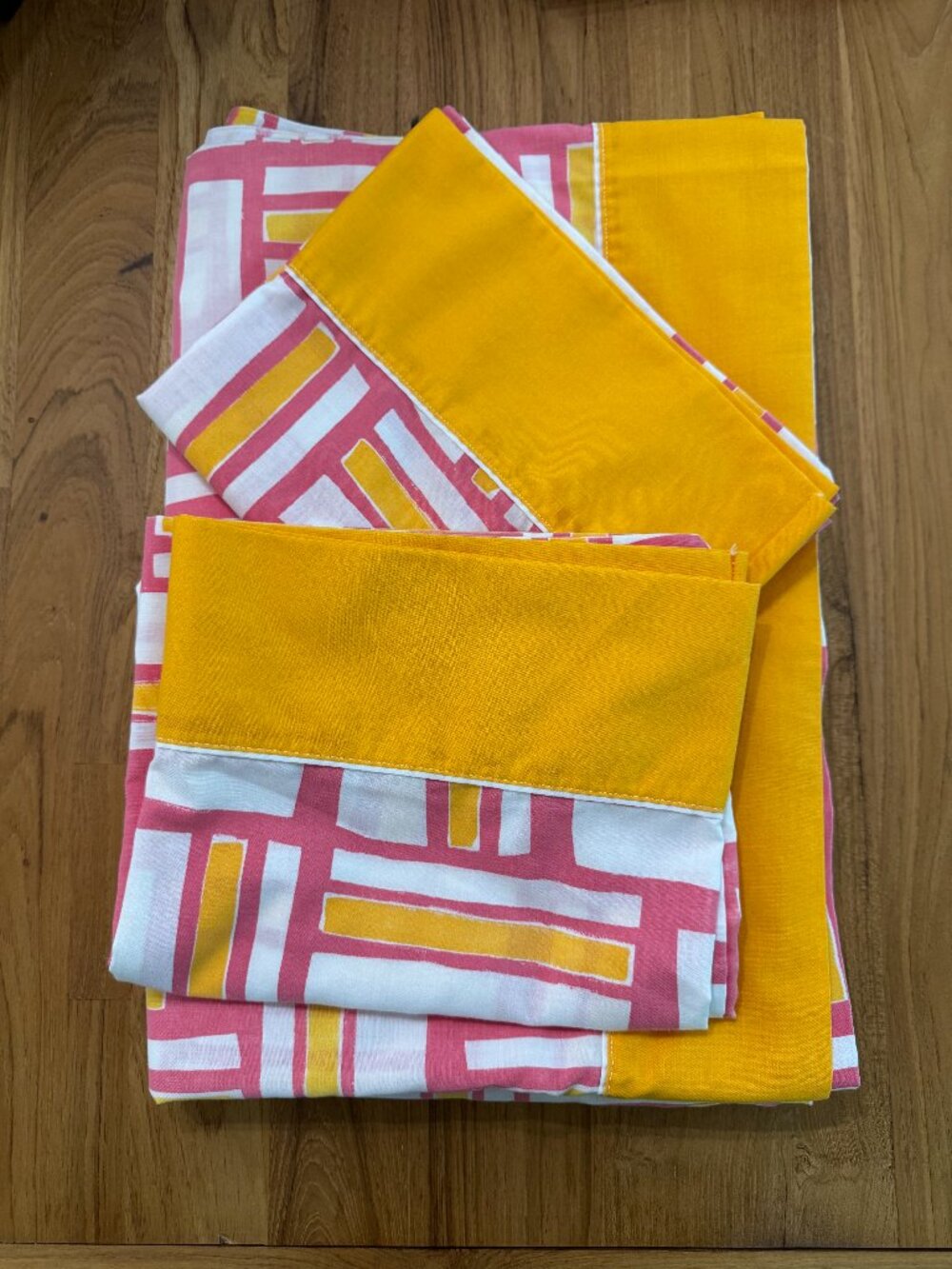Vintage 70s Dan River Muslin Twin Flat Sheet & 2 Standard Pillowcases